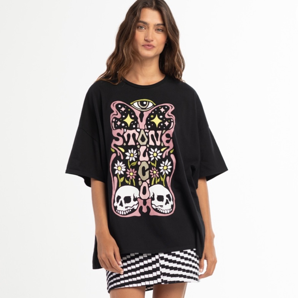 NWT Volcom Avoid the Void Oversized T Shirt